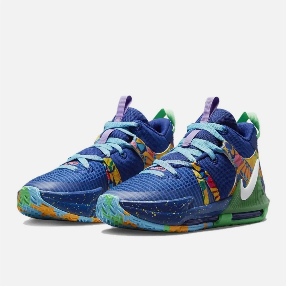 Nike LeBron Witness 7 Mid Kaleidoscope | Size 6